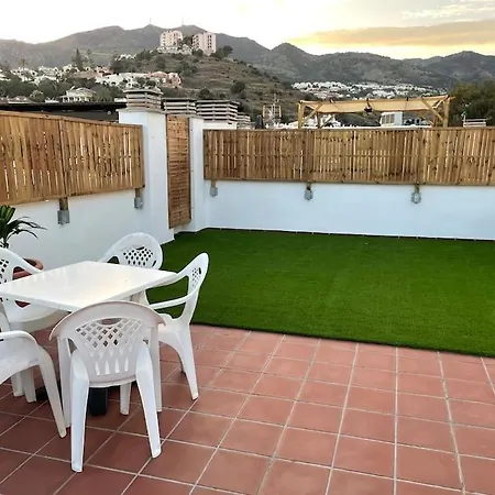 Nice 2 Bedroom Flat Apartment *
